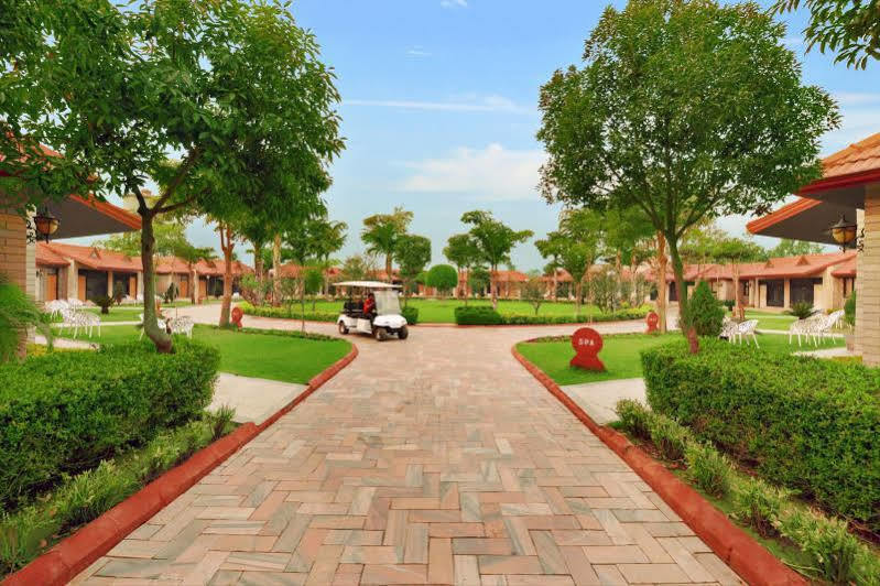 Shri Radha Brij Vasundhara Resort & Spa Govardhan Exteriér fotografie