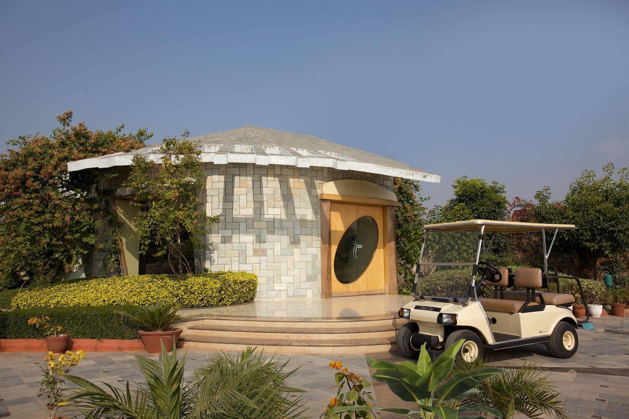 Shri Radha Brij Vasundhara Resort & Spa Govardhan Exteriér fotografie