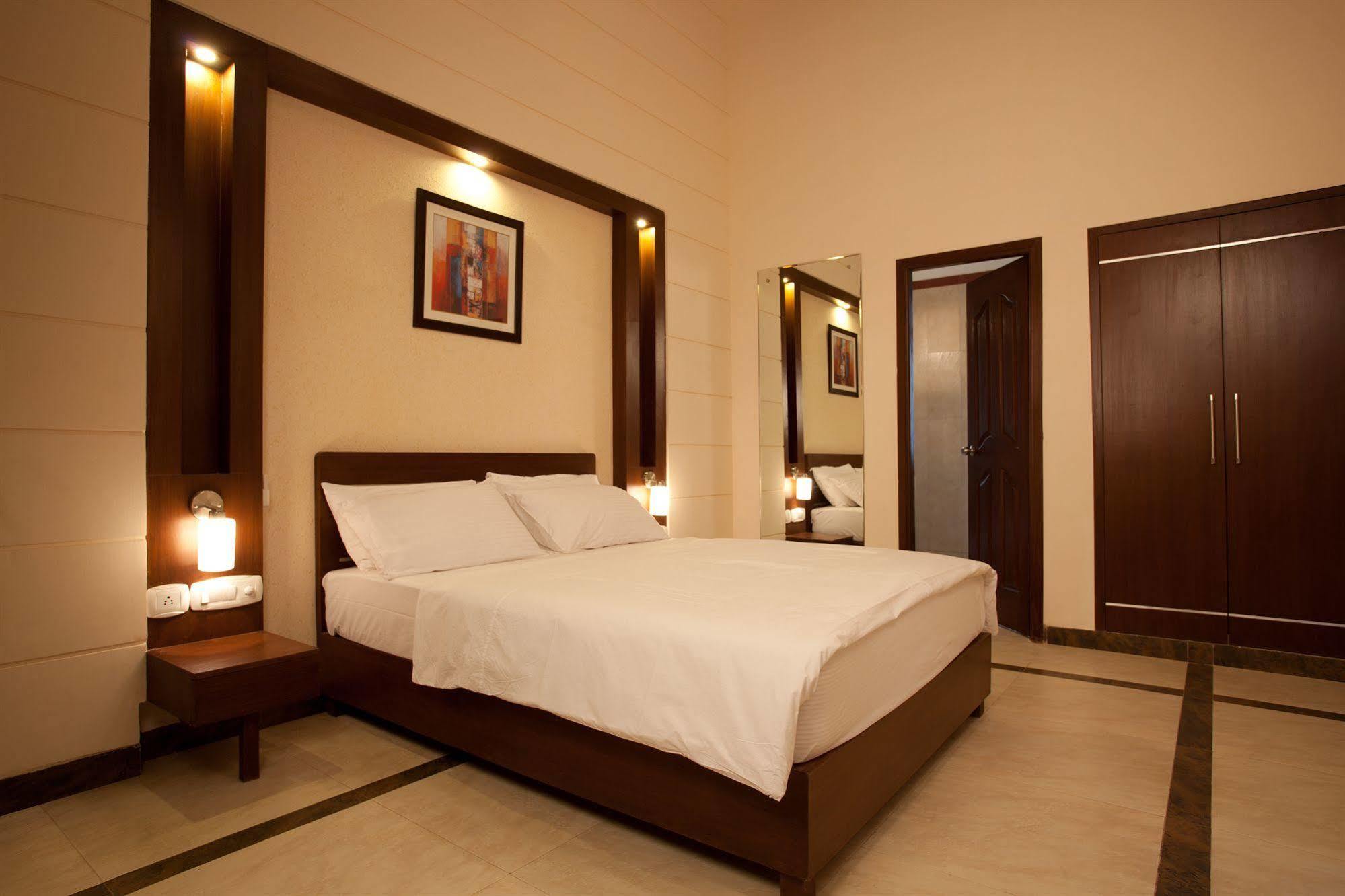 Shri Radha Brij Vasundhara Resort & Spa Govardhan Exteriér fotografie